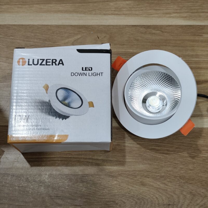 Kiểm tra chất lượng đèn Luzera